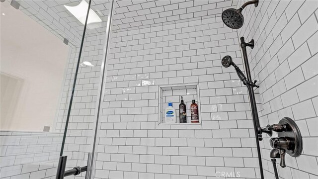 12782 Periwinkle Dr, North Tustin, CA 92705 - full bathroom featuring tiled shower