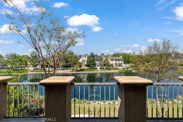 27020 Island Rd, Valencia, CA 91355 - water view