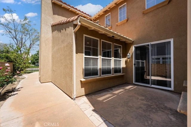 27020 Island Rd, Valencia, CA 91355 - view of patio / terrace