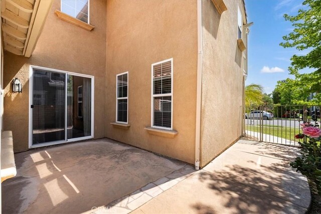 27020 Island Rd, Valencia, CA 91355 - view of patio