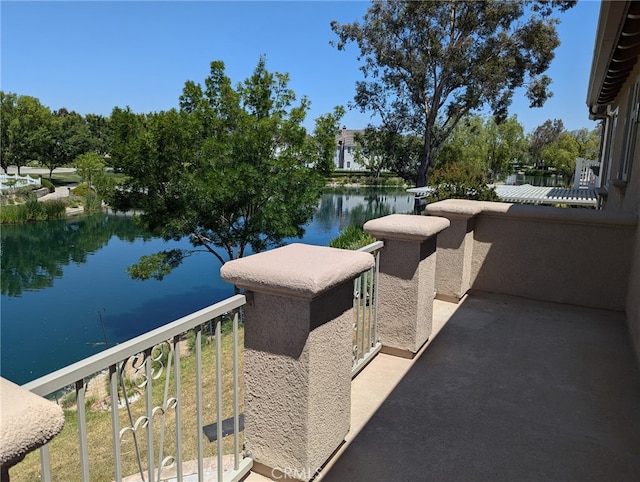 27020 Island Rd, Valencia, CA 91355 - balcony featuring a water view