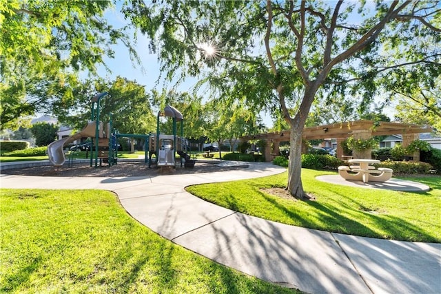 6239 Longmeadow St, Riverside, CA 92505 - communal playground with a lawn