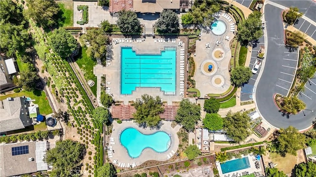 24939 Coral Canyon Rd, Corona, CA 92883 - aerial view of a pool area