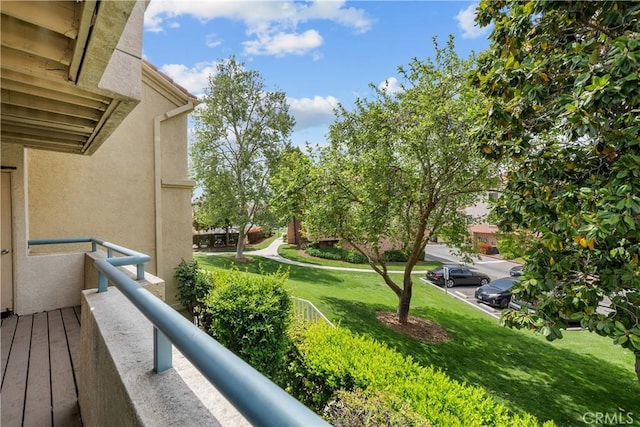 18114 Erik Ct Unit 5131, Canyon Country, CA 91387 - view of grassy yard with a balcony