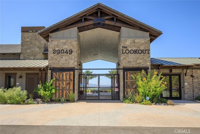 18147 Jupiter Ln, Saugus, CA 91350 - view of building exterior