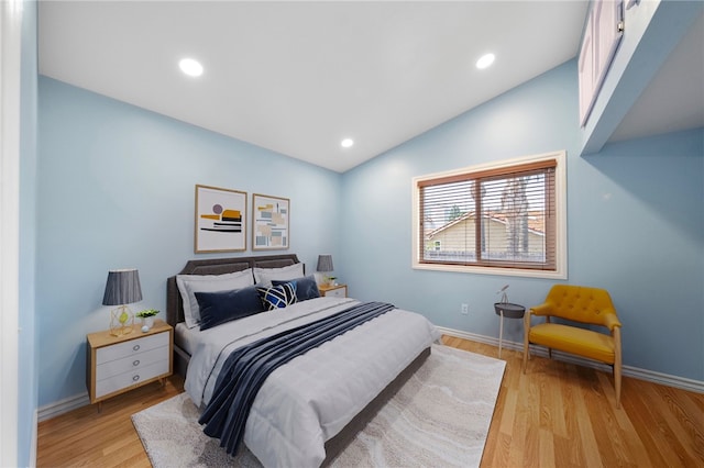 45628 Gleneagles Ct, Temecula, CA 92592 - bedroom featuring light wood-type flooring, recessed lighting, baseboards, and vaulted ceiling
