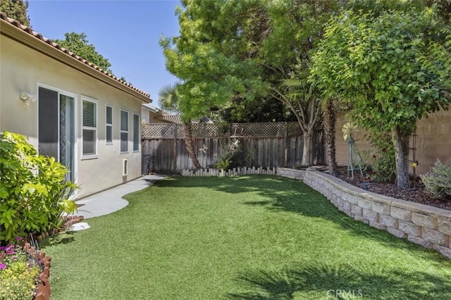 1042 Sleepy Hollow Rd, Paso Robles, CA 93446 - view of yard