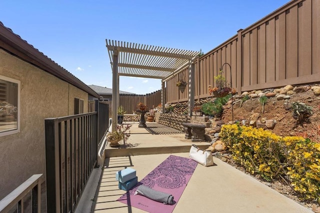4331 Summit Dr, La Mesa, CA 91941 - fenced backyard featuring a patio and a pergola