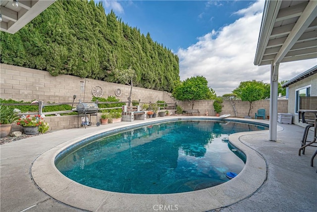 2650 Belburn Pl, Simi Valley, CA 93065 - view of pool with a fenced backyard, a patio, and grilling area
