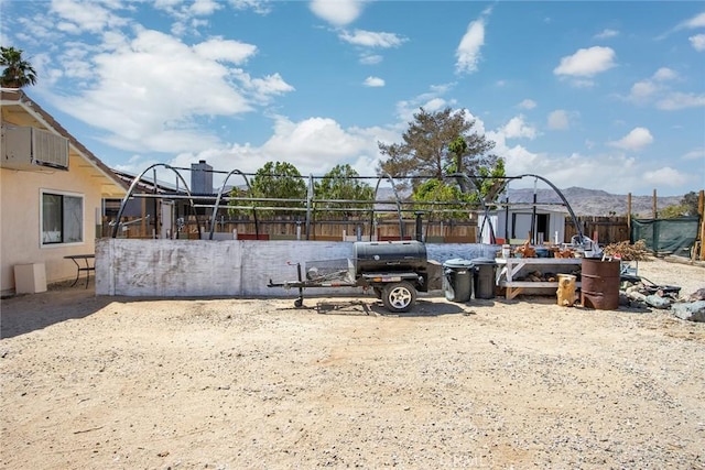 5750 Hall Ln Unit 29, Palms, CA 92277 - view of yard featuring a mountain view