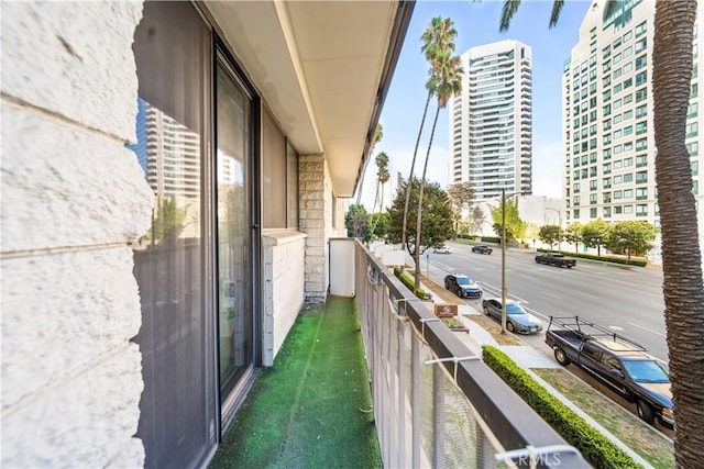 10535 Wilshire Blvd Unit D01, Los Angeles, CA 90024 - balcony with a view of city