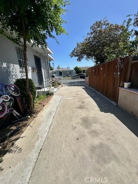 309 E Louise St, Long Beach, CA 90805 - photo 11