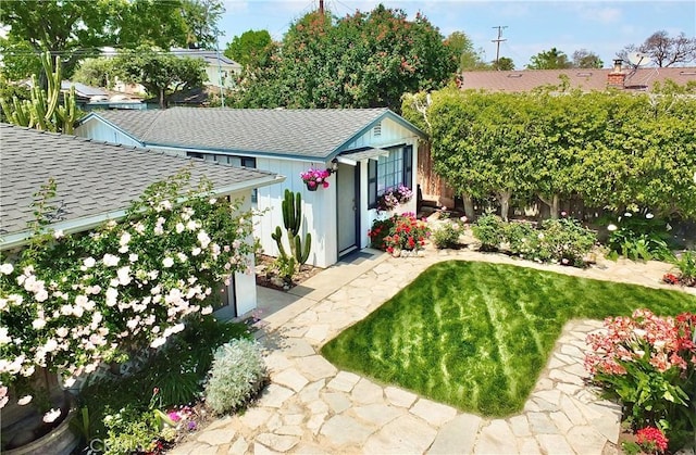 3835 California Ave, Long Beach, CA 90807 - fenced backyard with an outdoor structure