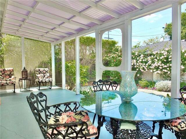 3835 California Ave, Long Beach, CA 90807 - sunroom / solarium with outdoor dining space and plenty of natural light