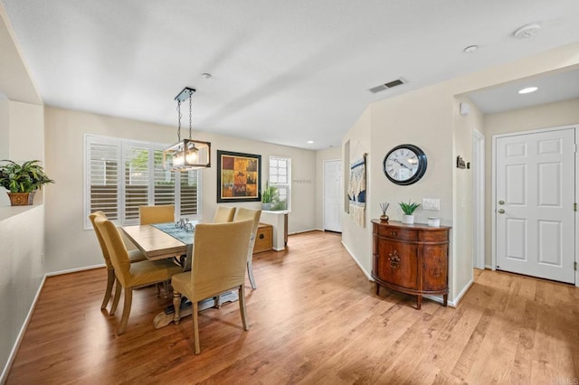 1752 Cottonwood Dr, Vista, CA 92081 - dining area with light wood finished floors, baseboards, and recessed lighting