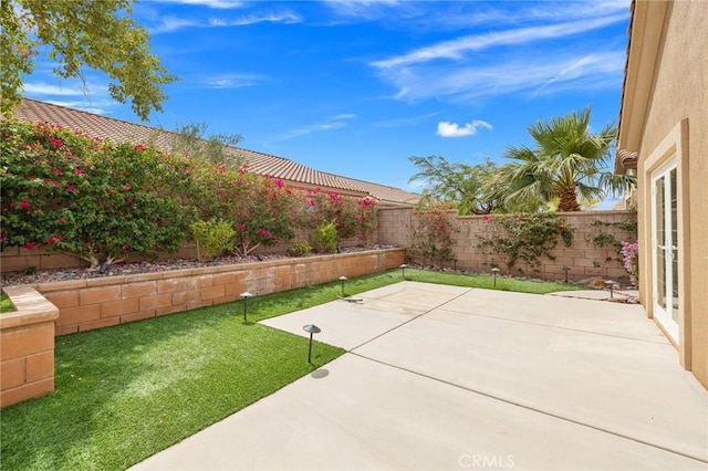 37388 Medjool, Palm Desert, CA 92211 - view of patio with french doors