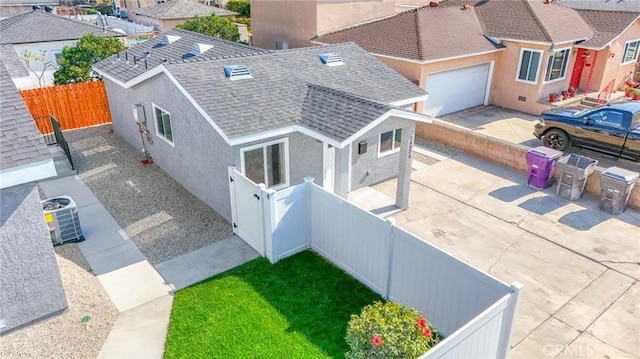 1402 E Luray St, Long Beach, CA 90807 - bird's eye view with a residential view