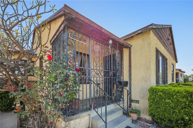 9706 Nan St, Pico Rivera, CA 90660 - entrance to property with stucco siding