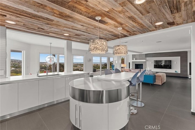 303 Calle Paisano, San Clemente, CA 92673 - interior space with a sink