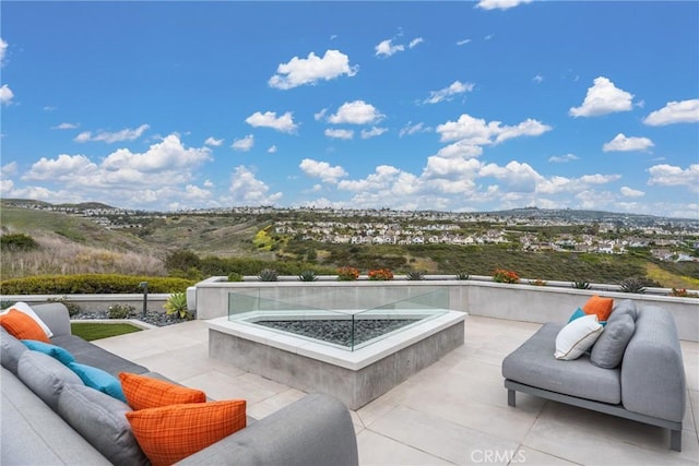 303 Calle Paisano, San Clemente, CA 92673 - view of patio with outdoor lounge area
