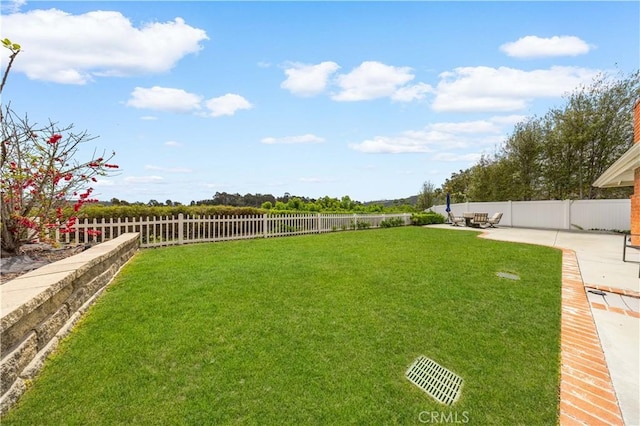 24052 Estacia Ave, Laguna Niguel, CA 92677 - view of yard featuring a fenced backyard and a patio area