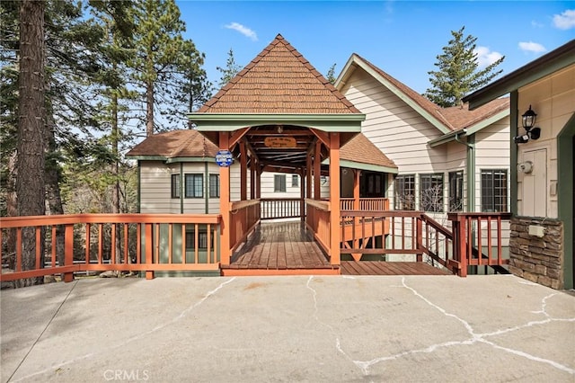 32424 Snowshoe Ln, Running Springs, CA 92382 - exterior space with a deck