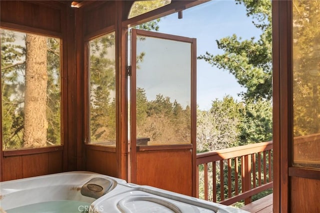 32424 Snowshoe Ln, Running Springs, CA 92382 - view of sunroom