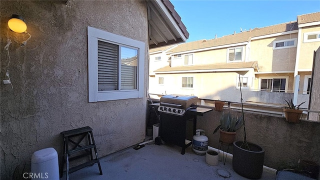 1921 Glenoaks Blvd Unit 196, San Fernando, CA 91340 - view of patio / terrace with grilling area