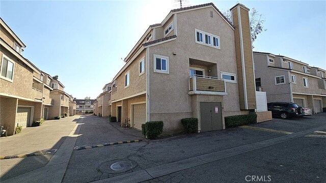 1921 Glenoaks Blvd Unit 196, San Fernando, CA 91340 - view of asphalt road featuring a residential view