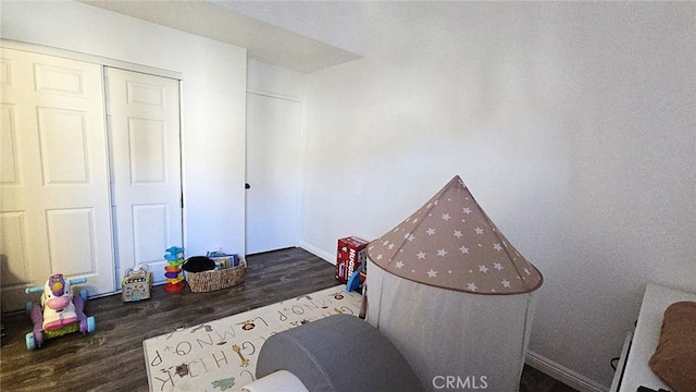 1921 Glenoaks Blvd Unit 196, San Fernando, CA 91340 - playroom with wood finished floors and baseboards