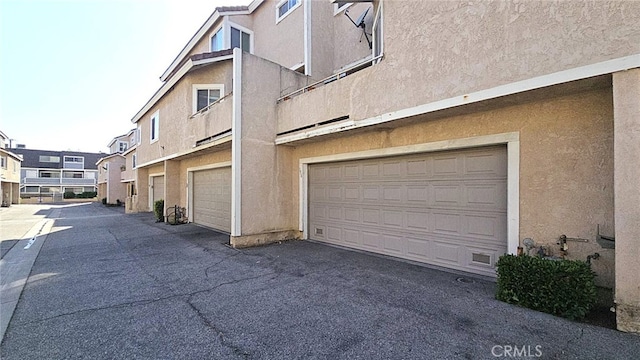 1921 Glenoaks Blvd Unit 196, San Fernando, CA 91340 - view of asphalt road