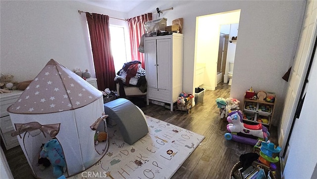 1921 Glenoaks Blvd Unit 196, San Fernando, CA 91340 - playroom featuring wood finished floors