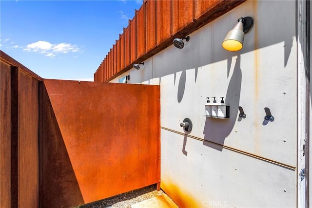64172 Hollinger Rd, Joshua Tree, CA 92252 - exterior view