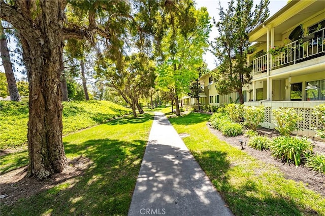 76 Calle Aragon Unit Q, Laguna Woods, CA 92637 - view of community featuring a lawn