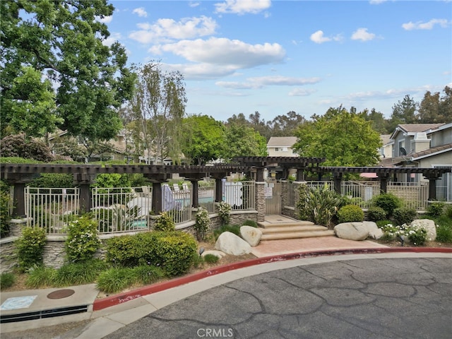 27017 Big Rpds Unit 37, Valencia, CA 91354 - view of community