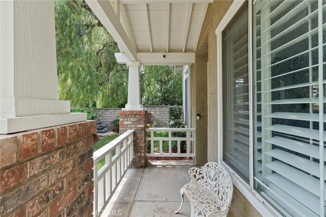 27017 Big Rpds Unit 37, Valencia, CA 91354 - view of porch