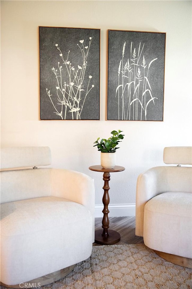 9369 Riberena Cir Unit 11, Atascadero, CA 93422 - living area featuring wood finished floors and baseboards