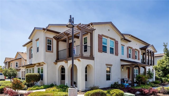 9369 Riberena Cir Unit 11, Atascadero, CA 93422 - view of front of property featuring a balcony and stucco siding
