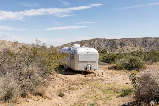 48575 Paradise Ave, Morongo Valley, CA 92256 - exterior view of a mountain view