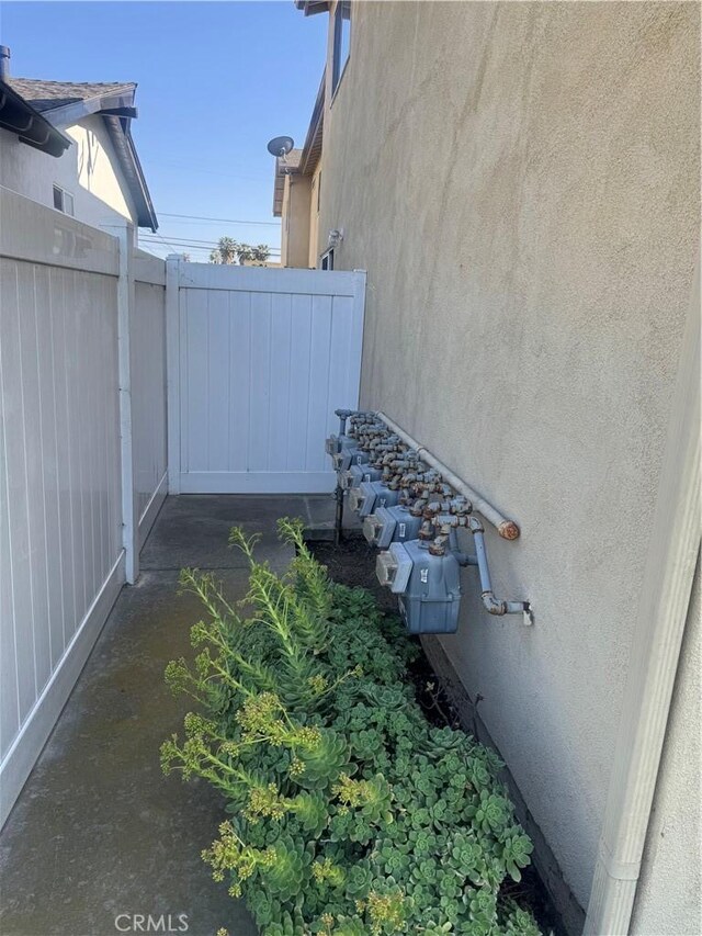 4302 Howard Ave Unit 5, Los Alamitos, CA 90720 - view of yard featuring fence