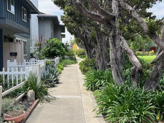 14675 Red Hill Ave, Tustin, CA 92780 - surrounding community with fence
