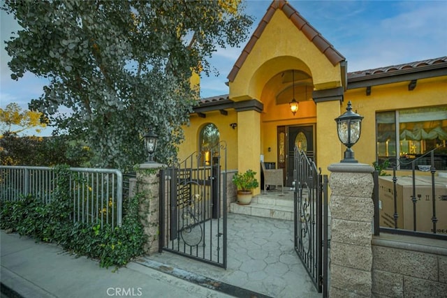 9336 Wayside Dr, Sunland, CA 91040 - exterior space with stucco siding, a gate, and fence