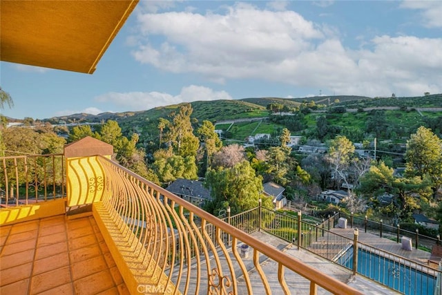 9336 Wayside Dr, Sunland, CA 91040 - balcony featuring a mountain view