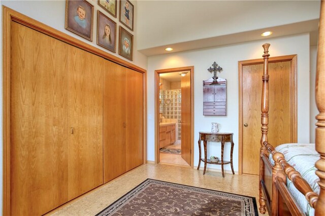 1660 Saint Thomas Ave, Cambria, CA 93428 - foyer with recessed lighting and baseboards