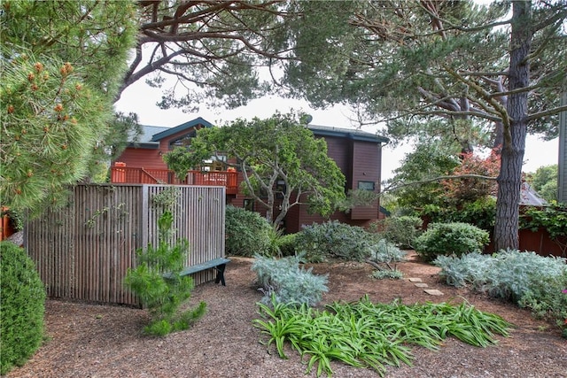 1660 Saint Thomas Ave, Cambria, CA 93428 - view of yard