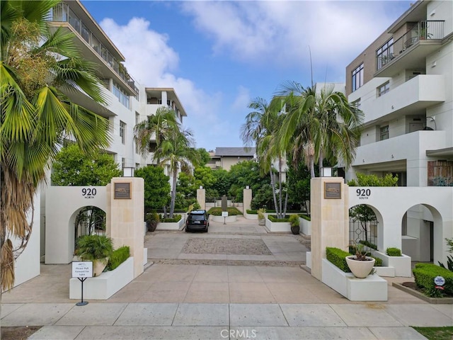 920 Granite Dr Unit 502, Pasadena, CA 91101 - view of road