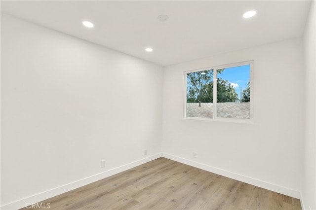 29282 Sonoma Way, San Juan Capistrano, CA 92675 - spare room featuring recessed lighting, baseboards, and light wood-type flooring