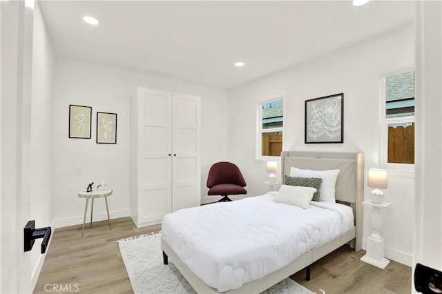 29282 Sonoma Way, San Juan Capistrano, CA 92675 - bedroom with light wood-style floors, baseboards, a closet, and recessed lighting