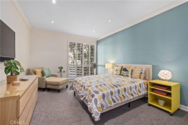 bedroom with carpet flooring, recessed lighting, and crown molding