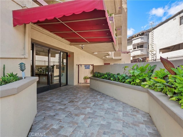 4301 Fulton Ave Unit 303, Sherman Oaks, CA 91423 - view of patio